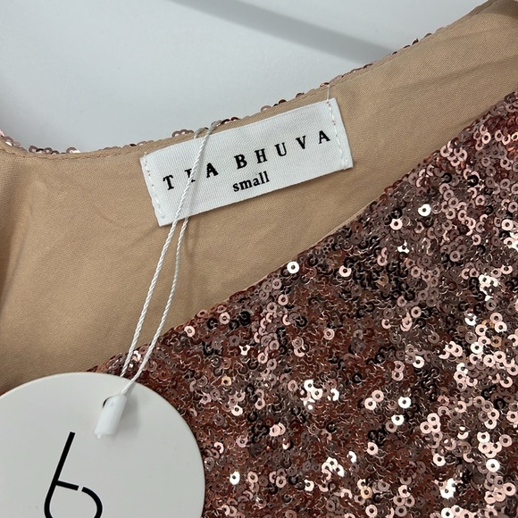 Tia bhuva NWT sequin cropped top women’s small - Picture 3 of 6